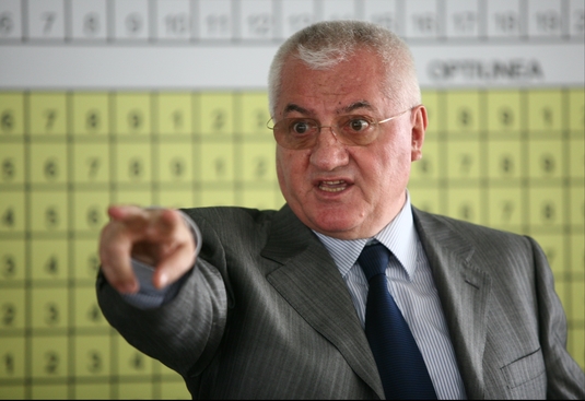 Dragomir, anunţ surprinzător: "Eu nu l-aş schimba pe Daum acum, l-aş lăsa să se facă de râs definitiv!"
