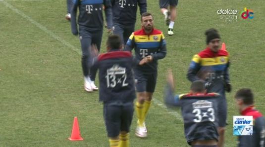 Echipa naţională a susţinut antrenamentul oficial pentru meciul cu Spania. Ce tricouri atipice au purtat tricolorii VIDEO