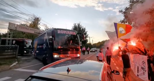 VIDEO Ultraşii au mers la Mogoşoaia! Susţinere pentru Rădoi şi restul jucătorilor, proteste împotriva naturalizării de jucători