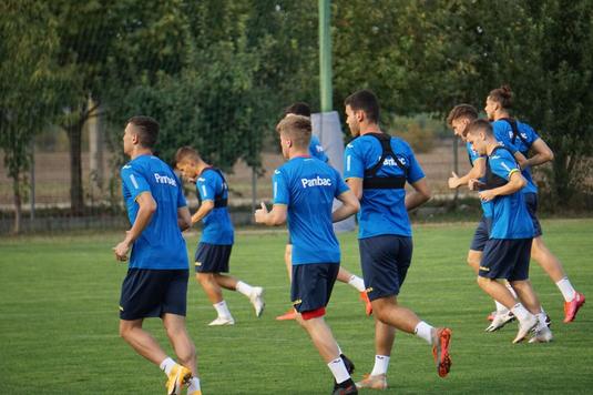 România U21 poate pierde un titular pentru meciul cu Malta. Un jucător de la FCSB, suspect de COVID-19. Naţionala s-a mutat în Ghencea. Mutu ar putea sta pe bancă UPDATE