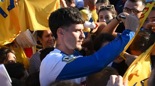 FOTO | Nebunie la Mogoşoaia! Peste 500 de fani la primul antrenament al tricolorilor