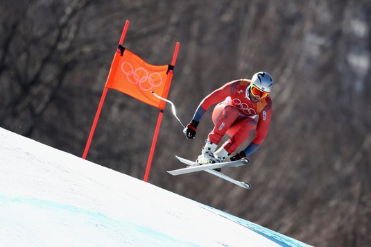 La 35 de ani, norvegianul Aksel Lund Svindal a devenit campion olimpic în proba de coborâre