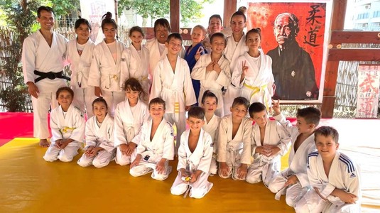 Regal pe tatami la malul mării! Cel mai puternic stagiu de pregătire a judo-ului s-a desfăşurat în staţiunea Jupiter