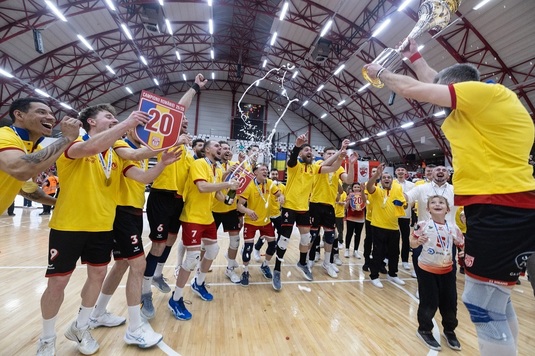 Dinamo a câştigat titlul, după „cel mai puternic campionat din ultimii 10-14 ani”! “Noi avem valori care sunt puse la un loc. Toţi cei 16 jucători”
