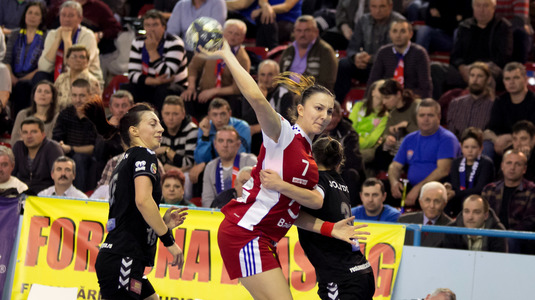 Eliza Buceschi, înlocuită de Szilvia Szabo | Naţionala feminină de handbal se va reuni vineri