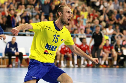 Final de an cu înfrângere, dar cu semne bune pentru naţionala de handbal masculin. România a pierdut la lovituri de deparajare