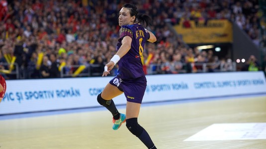 S-a încheiat infernul! Cristina Neagu a fost convocată la naţională după nouă luni de la accidentarea teribilă de la genunchi