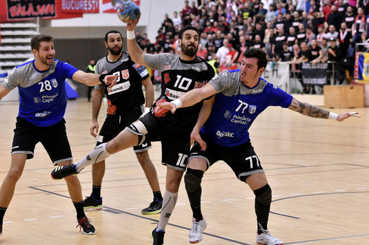 Duel de foc în 16-imile Cupei României la handbal masculin: Dinamo - CSM Bucureşti