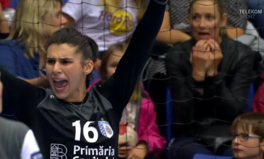 VIDEO | Performanţă incredibilă pentru Denisa Dedu în Liga Campionilor! Paradele prin care a "închis" poarta de la CSM Bucureşti