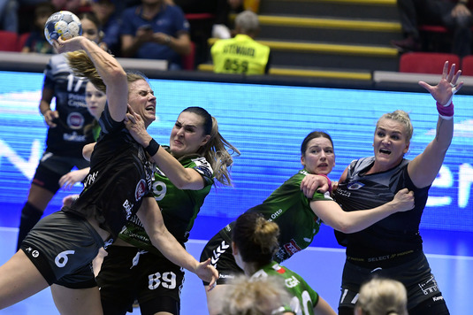 VIDEO | CSM Bucureşti - MKS Lublin 35-19. Meci fără istoric în Sala Polivalentă, tigroaicele sunt lidere în grupă