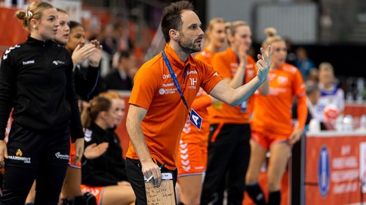EXCLUSIV | De vorbă cu omul momentului din handbalul feminin. Mayonnade a dezvăluit care este situaţia în Franţa, ce planuri de viitor are sau de ce a refuzat-o pe CSM Bucureşti