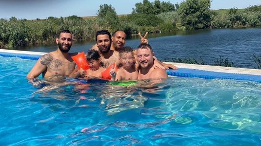 FOTO | Dinamoviştii de la handbal au dat liber la distracţie!