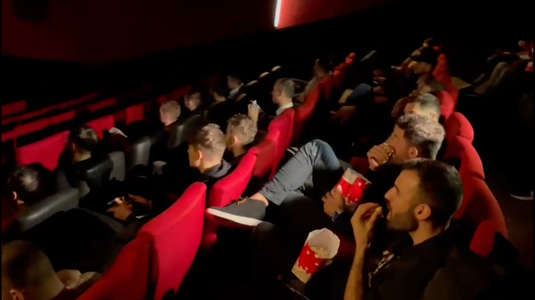 În team building la mall. Ce motodă de relaxare a găsit Xavi Pasqual după ce Dinamo a pierdut cu Veszprem în Liga Campionilor | VIDEO