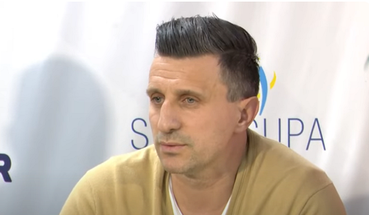 Noul antrenor al naţionalei masculine de handbal anunţă: "Nu pot promite o calificare, dar pot promite că vom da totul pe teren"