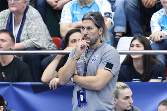 Surpriză totală. Cine este favorit să-l înlocuiască pe Adi Vasile pe banca lui CSM Bucureşti