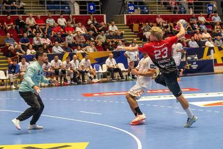 Dinamo, învinsă categoric de FC Barcelona în Liga Campionilor: 34-27!