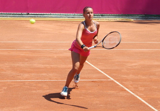 Irina Maria Bara a câştigat turneul de la Valencia şi a luat 25.000 de dolari!