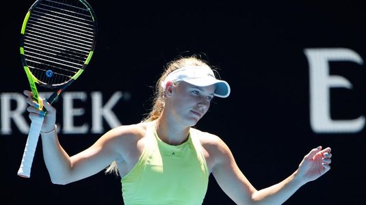 Cea mai nebună revenire de la Australian Open s-a petrecut sub privirile Simonei Halep! Wozniacki a fost condusă cu 1-5 în decisiv, dar a câştigat senzaţional