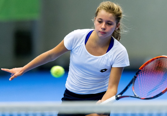 Visul frumos s-a terminat! Puştoaica de 15 ani care a făcut senzaţie la Australian Open a fost eliminată de Svitolina