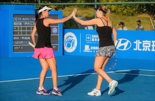Raluca Olaru şi Olga Savciuk, eliminate în turul doi la dublu, la Australian Open