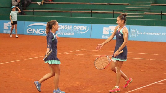Mihaela Buzărnescu şi Irina Bara, în sferturile de finală ale French Open, la dublu