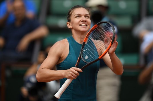 BravisSIMO! Halep se califică în cea de-a treia finală a carierei la Roland Garros, după un meci mare cu Muguruza