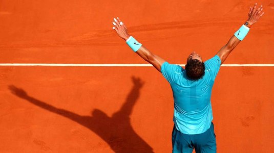 Nadal, probleme la mână în setul al treilea al finalei de la RG: ”Nu mai putem să ţin racheta”