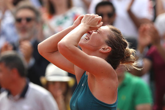 Se umple de bani! La finalul acestei săptămâni, Simona Halep ar putea fi mai bogată cu cel puţin un milion de dolari