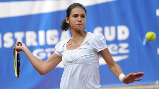 Raluca Olaru e în sferturile turneului de la Indian Wells. Victorie lejeră în faţa experimentatelor Flipkens şi Larsson