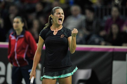 Monica Niculescu s-a calificat în turul al doilea al turneului din Luxemburg, după ce adversara a abandonat