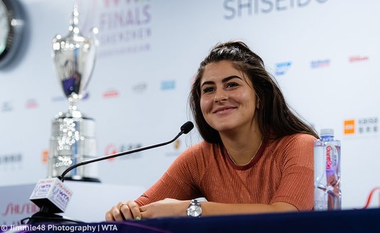 Reacţia Biancăi Andreescu după înfrângerea cu Simona Halep: ”Spatele mă doare al naibii de tare”