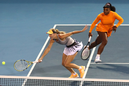 Serena Williams şi Caroline Wozniacki au pierdut finala de dublu de la Auckland. Americanca donează premiile primite în Noua Zeelandă
