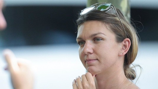 FOTO Simona Halep se întoarce în România! Poza postată pe reţele de socializare + mesajele fanilor: „Capul sus! Eşti o campioană”