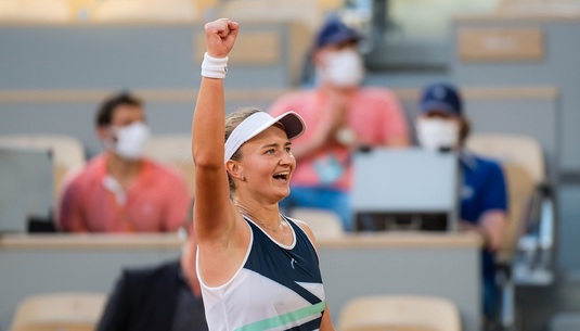 Barbora Krejcikova a câştigat şi proba de dublu la Roland Garros. E doar a 7-a jucătoare din istoria Erei Open care câştigă ambele probe la un Grand Slam