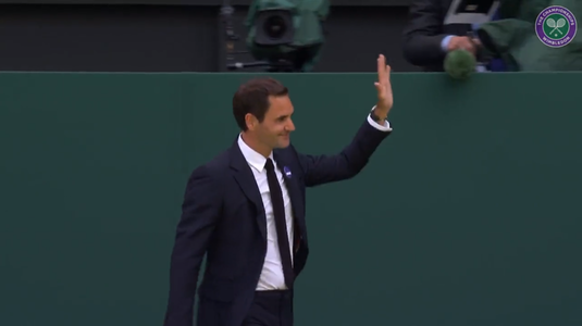 VIDEO "God save the King". Roger Federer, impecabil la Wimbledon. Cum i-a lăsat mască pe toţi