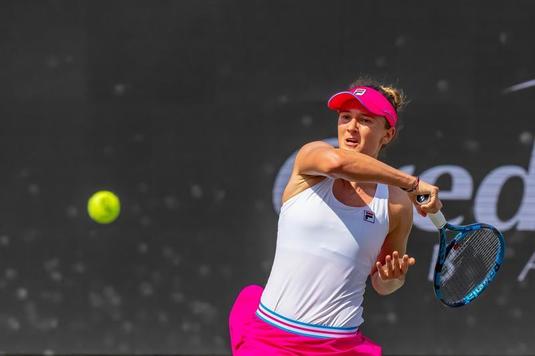 Irina Begu s-a calificat în turul trei al turneului WTA de la Madrid. Sorana Cîrstea şi Ana Bogdan au fost eliminate