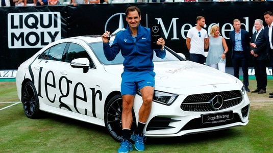 FOTO | Roger Federer, prezent la Bucureşti. De ce a venit fostul tenismen în România