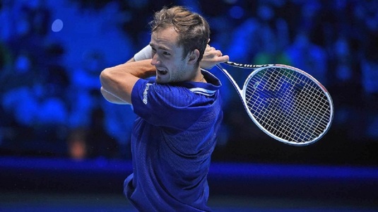 Medvedev a abandonat. Lehecka s-a calificat în semifinalele de la Madrid Open