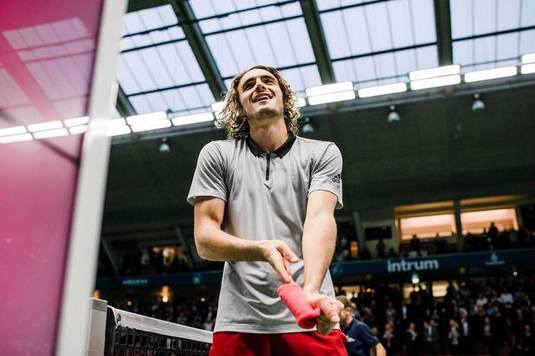 Tsitsipas a câştigat turneul de la Dubai, primul său trofeu după aproape un an