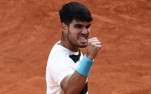 A revenit, a triumfat şi apoi a reacţionat. Alcaraz, după triumful de la Roland Garros: ”Am crezut în mine la 5-3 şi 0-40 pentru el”