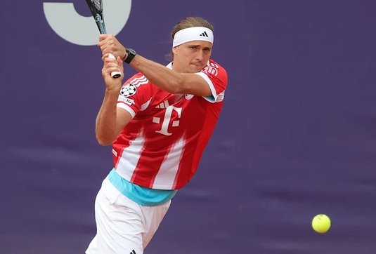 VIDEO | Un star din tenisul masculin s-a îmbrăcat cu tricoul lui Bayern, la o zi după ce bavarezii au eliminat-o pe Real Madrid