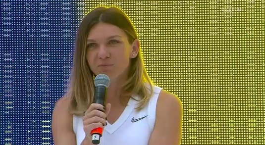 VIDEO | Simona Halep, ovaţionată de mii de spectatori pe Arena Naţională: "E o mare bucurie să împărţim acest trofeu, pentru că este al nostru, este al ţării"
