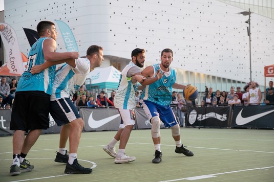 GALERIE FOTO Agro Squad a cucerit Bănia! Craiova Streetball a pus capăt sezonului de baschet 3x3