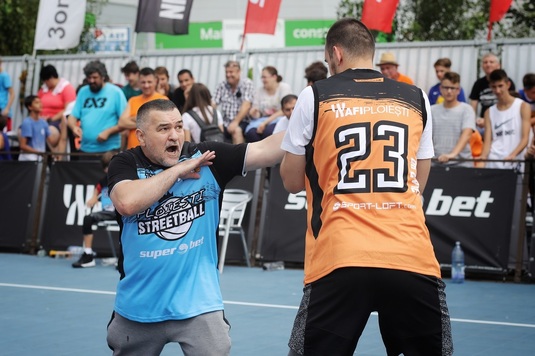 GALERIE FOTO Ring de baschet | Leonard Doroftei a boxat cu mingea de baschet la turneul Sport Arena Streetball de la Ploieşti