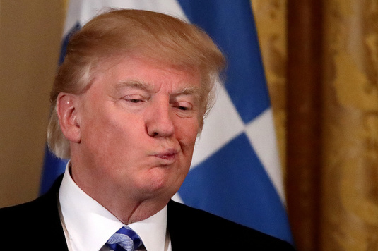 Donald Trump l-a făcut praf pe LeBron James: ”Nu e uşor să-l faci să pară deştept!” Ce l-a enervat pe preşedintele SUA