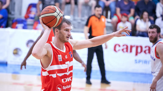CSM Oradea, eliminată din FIBA Europe Cup la baschet masculin după înfrângerea cu ZZ Leiden