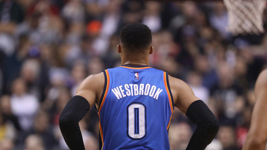 VIDEO | Când păpuşile sunt peste baschetul din NBA