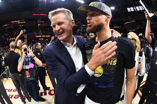 Golden State Warriors a învins Cleveland Cavaliers şi a câştigat al şaselea titlu în NBA