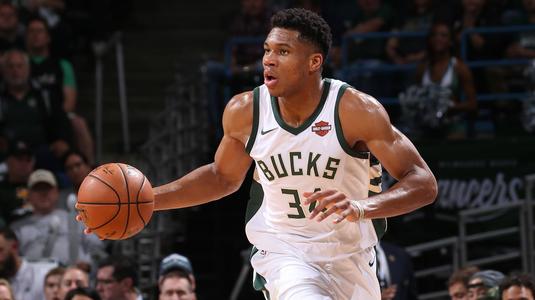 VIDEO | Milwaukee Bucks e din ce în ce mai aproape de finala NBA! 45 de ani au trecut de la ultima performanţă de acest gen