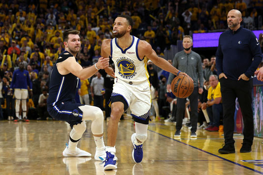 Golden State Warriors s-a calificat în finala NBA